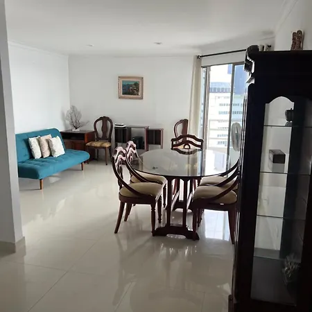 Vista Al Mar 1502 *